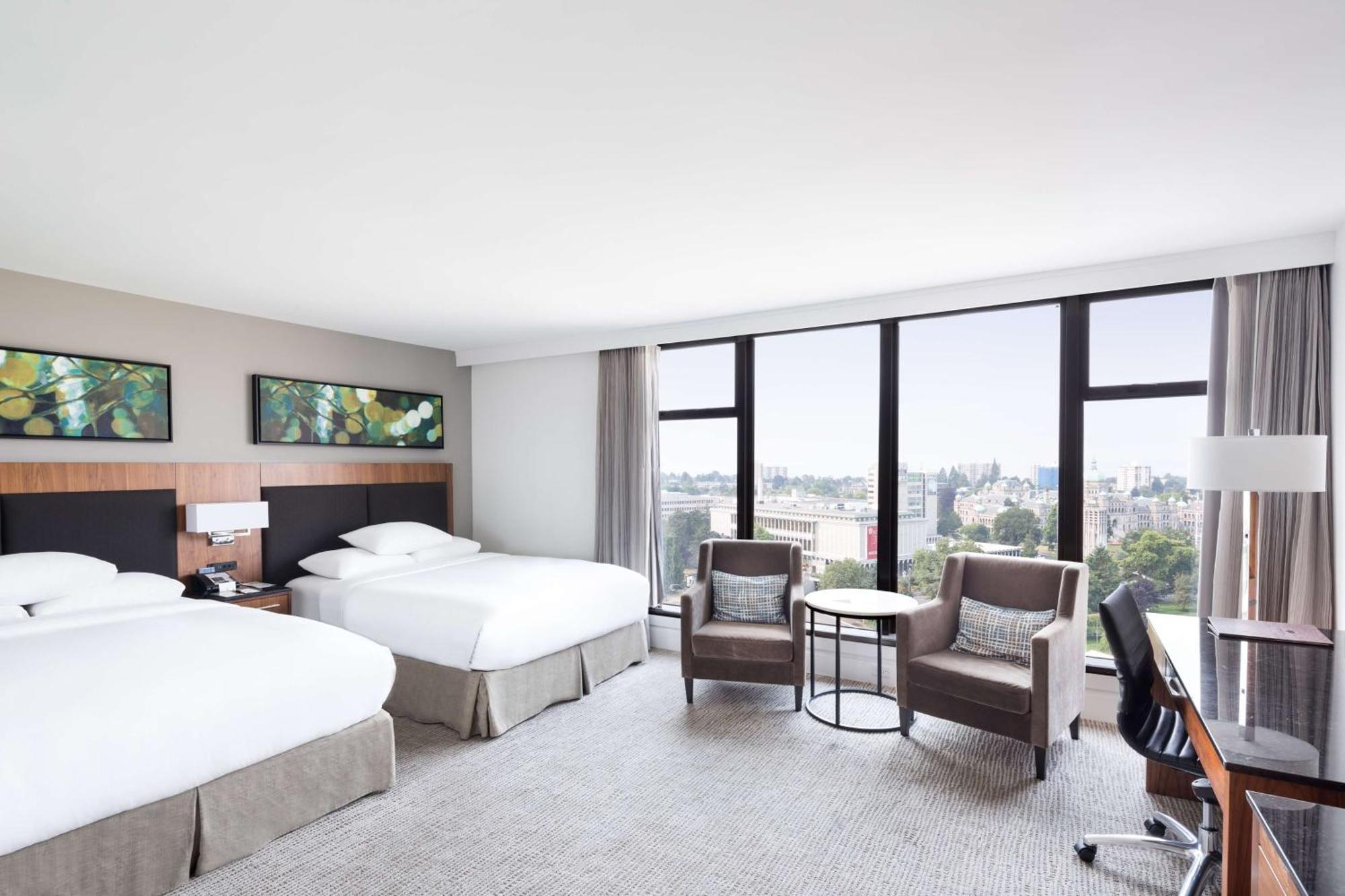 Doubletree By Hilton Hotel & Suites Victoria Bagian luar foto